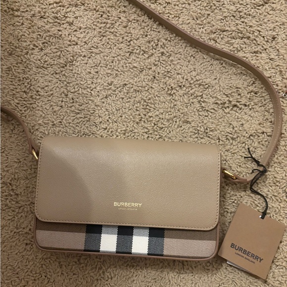 Burberry Tan and Black Women's Bag - Picture 1 of 4
